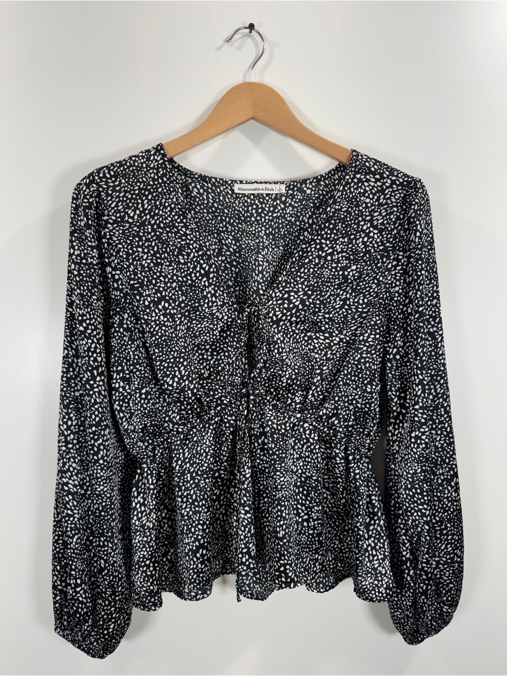 WSH156 {Abercrombie} Black White Printed Long Balloon Sleeve Top Shirt Blouse